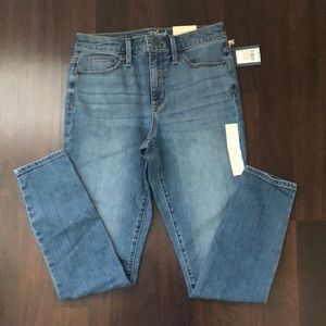 Universal Thread jeans